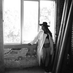 Meet your Posher, Chatiera